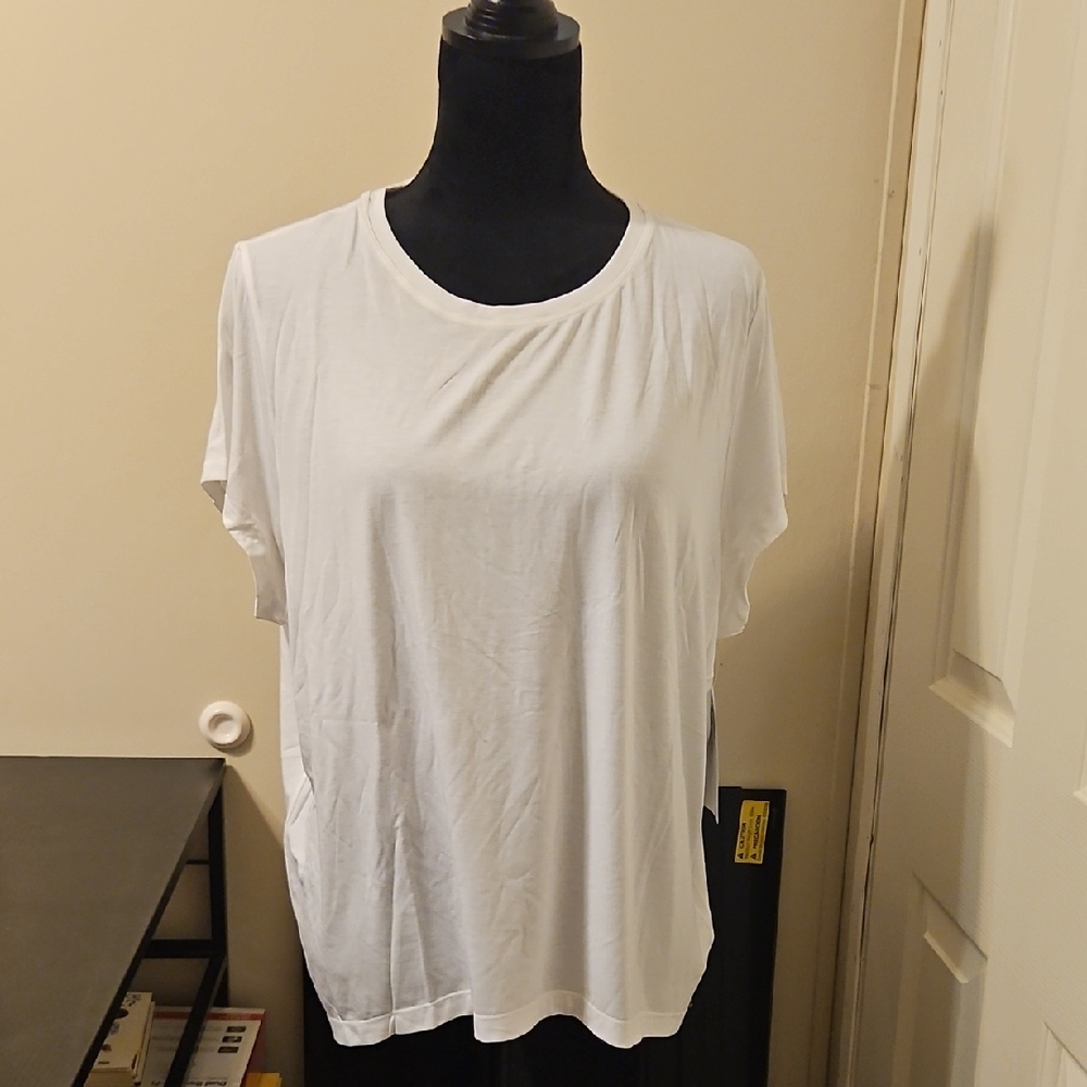 Athleta White Short Sleeve Tee